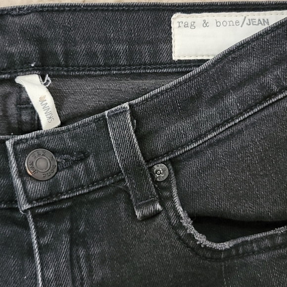 Rag & Bone | Black Distressed Skinny Jeans Size 26 - Picture 5 of 7